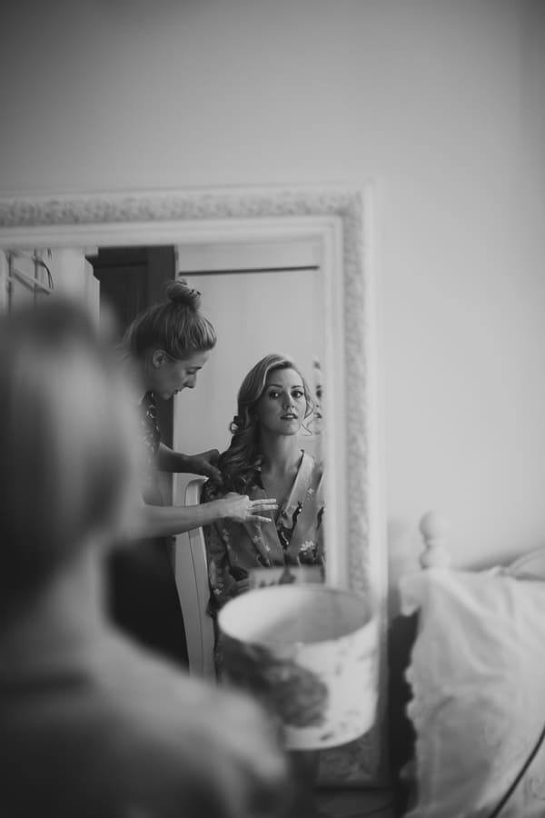 Laura & Matt creative wedding photographers UK-2