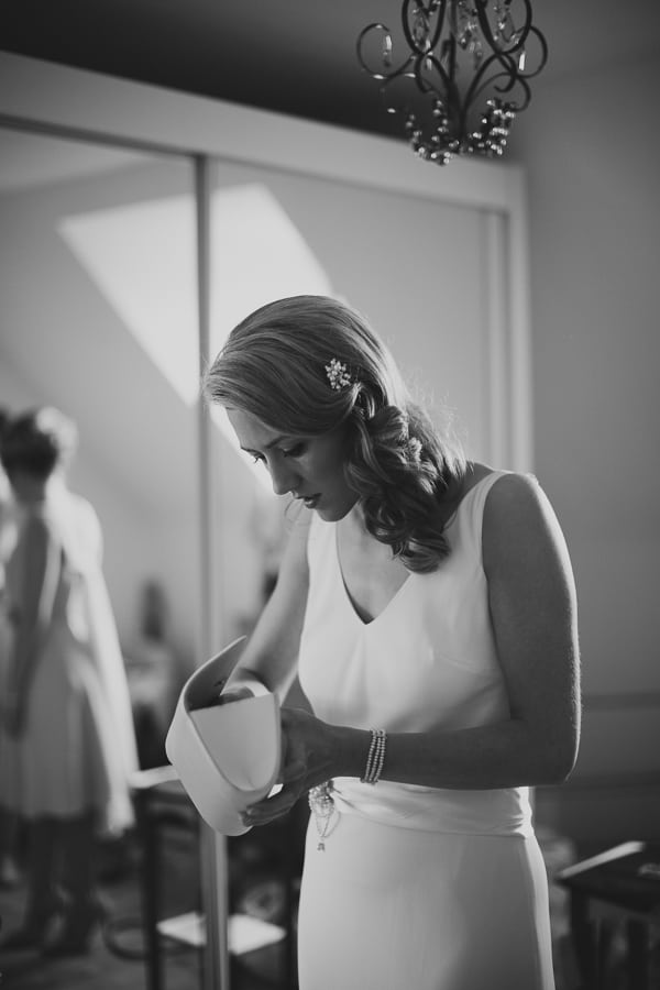 Laura & Matt creative wedding photographers UK-5