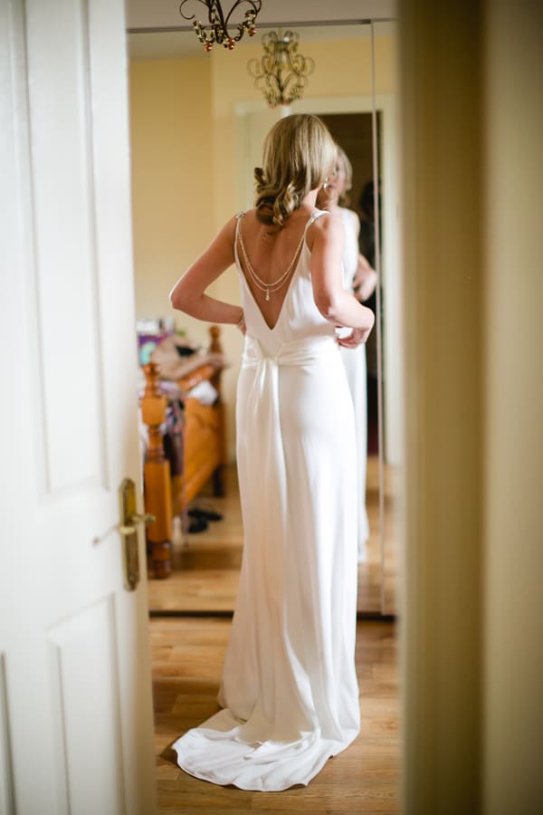 Laura & Matt creative wedding photographers UK-6