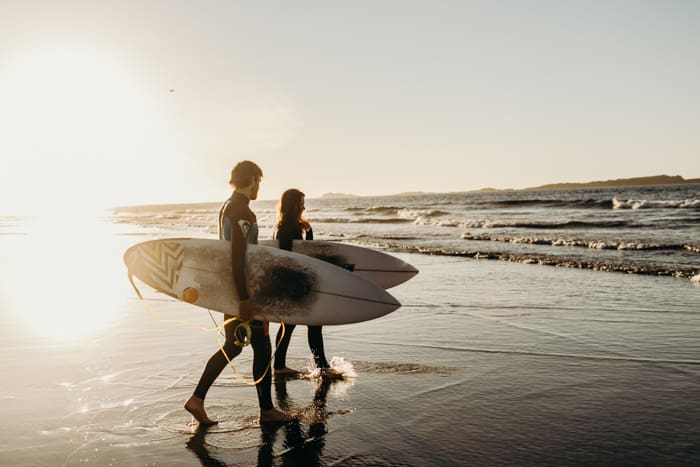 Couple surf Ireland (1 of 48)