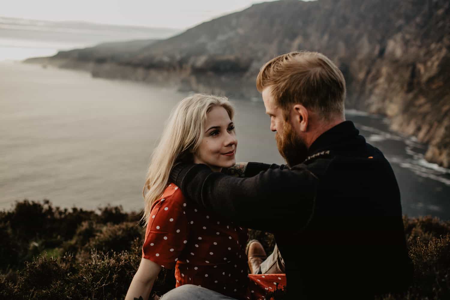 destination elopement photographer